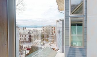 197 S Winooski Ave 4, Burlington, VT 05401