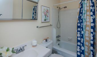 609 Watersedge Dr, Ann Arbor, MI 48105