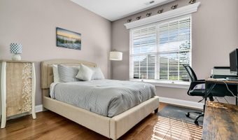 161 Edenton Dr, Barnegat, NJ 08005