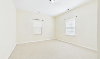 7801 RIDGEWOOD Dr, Annandale, VA 22003