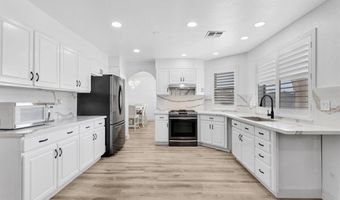 2149 Avalon Dr, Laughlin, NV 89029