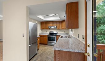 13530 Westwind Dr, Anchorage, AK 99516