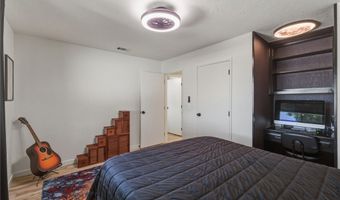 16230 Saint Timothy Rd, Apple Valley, CA 92307
