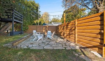 302 E MISSION Rd, Allouez, WI 54301