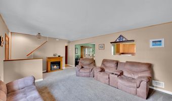 721 Cable Ave, Beachwood, NJ 08722