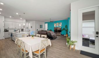 5923 SILVER SUN Dr, Apollo Beach, FL 33572