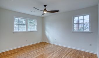 811 SUNSET Ter, Dover, DE 19904