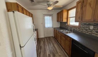 1032 N Edward St, Carlsbad, NM 88220