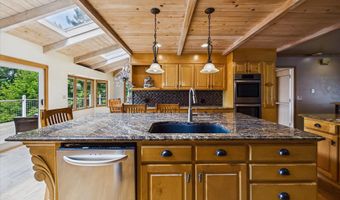 1531 Fickle Hill Rd, Arcata, CA 95521