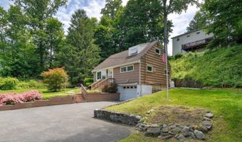 16 Lenape Ave, Andover, NJ 07860