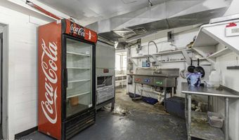 901 Charity St, Abbeville, LA 70510