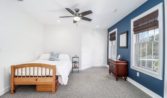 10 Trailing Ridge Rd, Brookfield, CT 06804