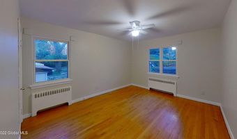 31 Parkwood St Apt 3, Albany, NY 12208