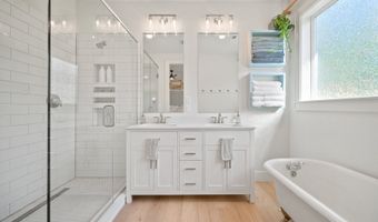 305 FIR Rd, Ariel, WA 98603