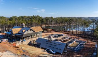 910 Luannes Way, Alexander City, AL 35010