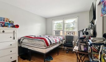 97 Castle Rd, Bristol, CT 06010