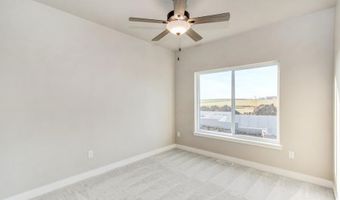 789 Clover Hill Dr, North Liberty, IA 52317