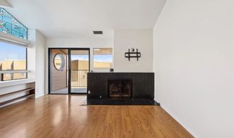 811 Kalpati Crk B, Carlsbad, CA 92008