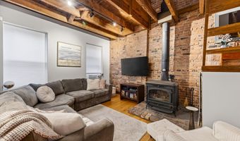 82 Dove St, Albany, NY 12210