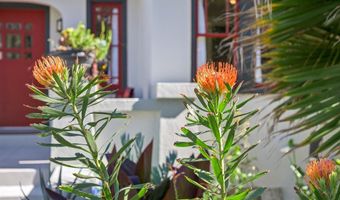 1376 Versailles Ave, Alameda, CA 94501