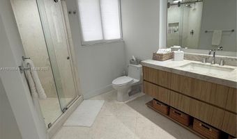 19500 E Turnberry Way 18D, Aventura, FL 33180