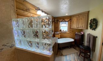 95 AUBURN FOREST Rd, Auburn, WY 83111