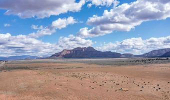 541 S Coyote Rd, Apple Valley, UT 84737