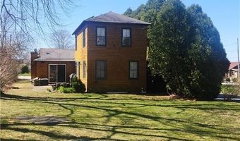 61 Howland Ave, Jamestown, RI 02835