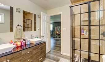 103 Malory Ct, Blakeslee, PA 18610