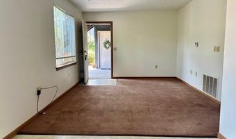 1894 Springfield Lake Blvd 102, Akron, OH 44224