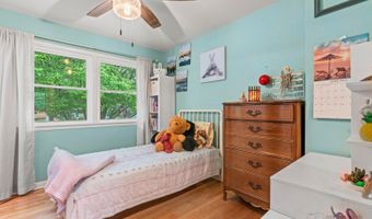 925 S Chestnut Ave, Arlington Heights, IL 60005