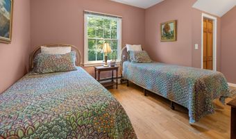 4 Spencer Rd, Hanover, NH 03755