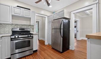 852 Myrtle Ave, Albany, NY 12208