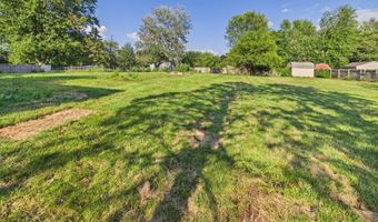 906 Whitmore St, Anderson, IN 46012