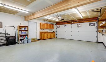 3211 Shamrock St, Anchorage, AK 99504