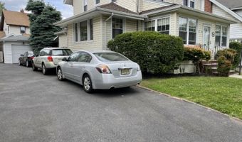 26 Parkway W, Bloomfield, NJ 07003