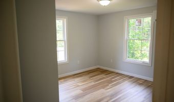 8 Woodland Ave, Standish, ME 04084