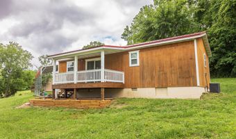 819 E Washington Ave, Ava, MO 65608