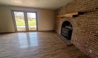 399 E Wilson Rd, Bloomfield, IN 47424