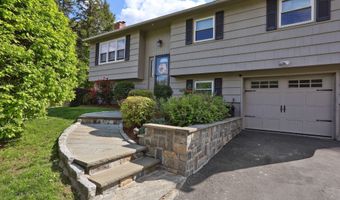 1 Parkwood Terrace Dr, Danbury, CT 06811