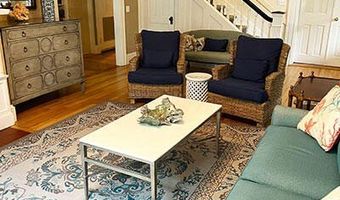 18 Wayman Ln, Bar Harbor, ME 04609