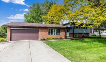24 Glenbourne Ct, Amherst, NY 14221
