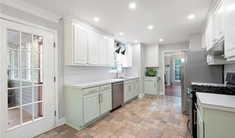 3060 Cypress Cv, Ball Ground, GA 30107