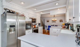518 DARTMOUTH Ln, Cheyenne, WY 82009