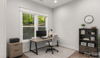 18 Winterhawk Dr, Arden, NC 28704
