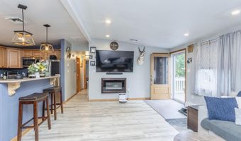 270 Mettacahonts Rd, Accord, NY 12404