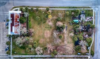 30 Ave G, Apalachicola, FL 32320