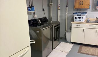 1824 Bryn Mawr Cir, Atlantic, IA 50022