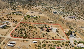902 Searchlight Ranch Rd, Acton, CA 93510