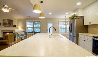 325 GOLDEN MEADOWS Pl, Alabaster, AL 35007